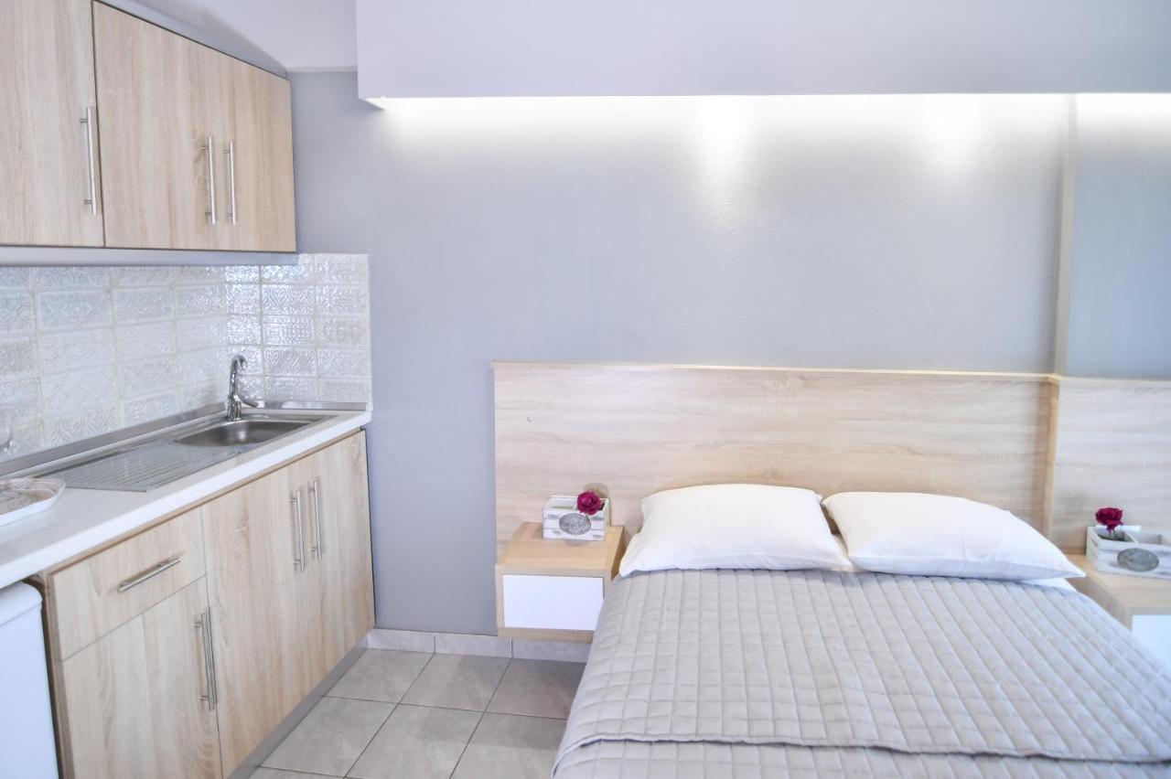 House Stelitsa Hotel Sarti Ngoại thất bức ảnh